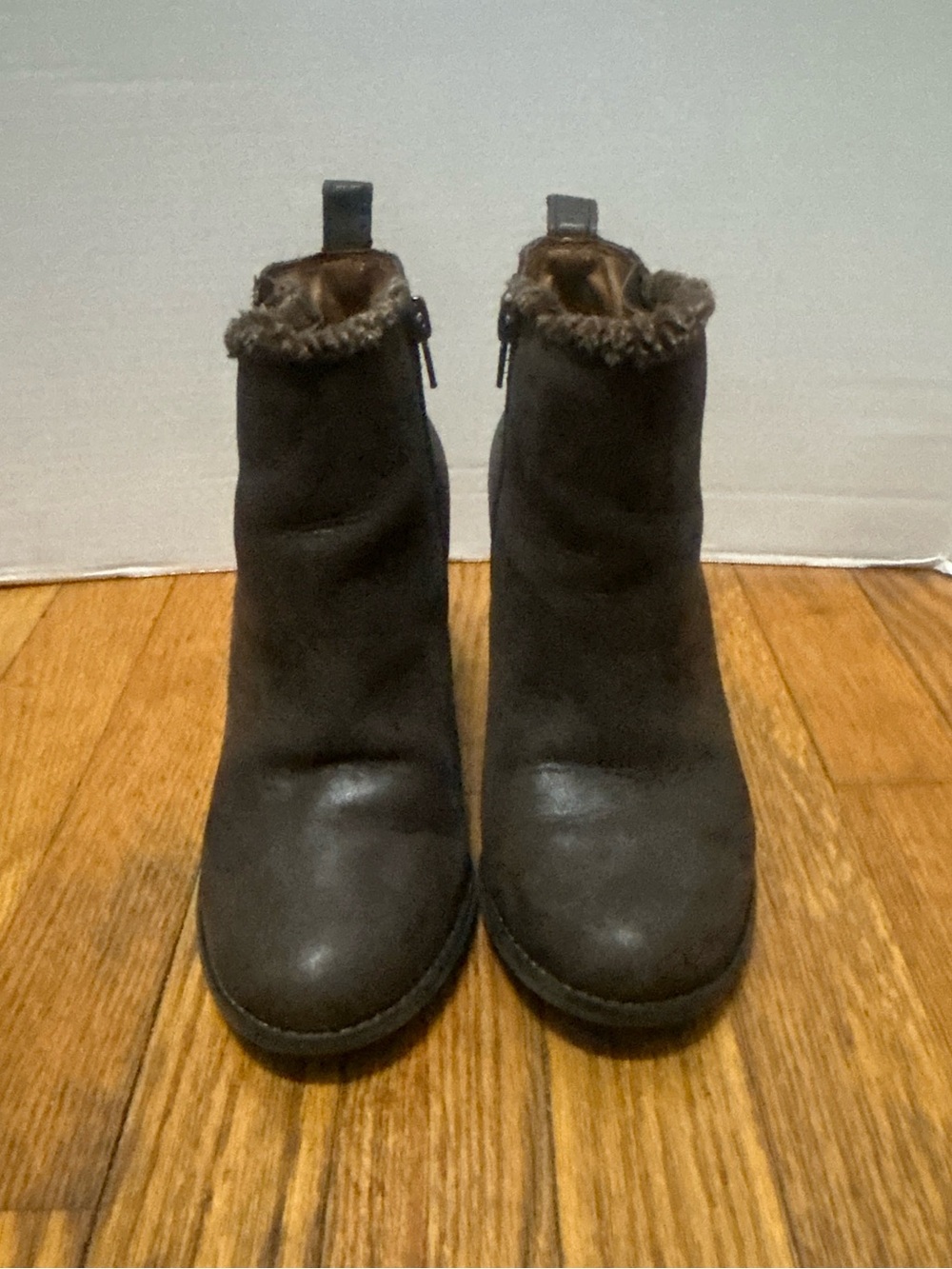 Lucky Brand Women's Brown Faux Fur Cuff Ankle Boots Side Zip Size 8